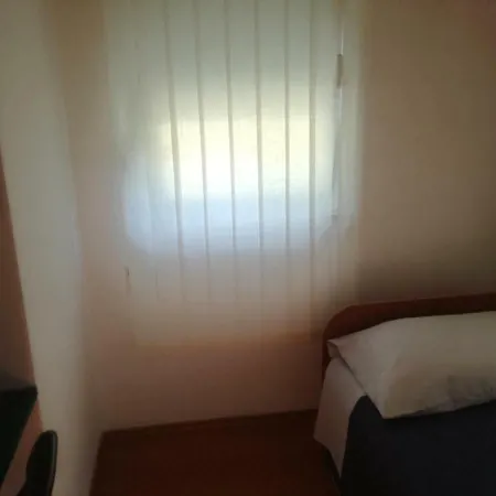 Lora Apartmán Marina