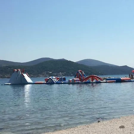Lora Apartmán Marina